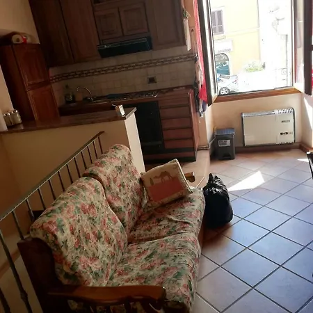 Bogliaco Apartman Roina